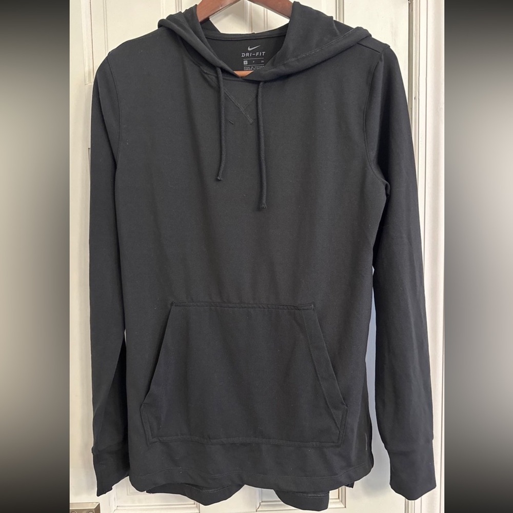 New! Womens Nike Yoga Dri-fit Sweatshirt| Color Black| Size Small